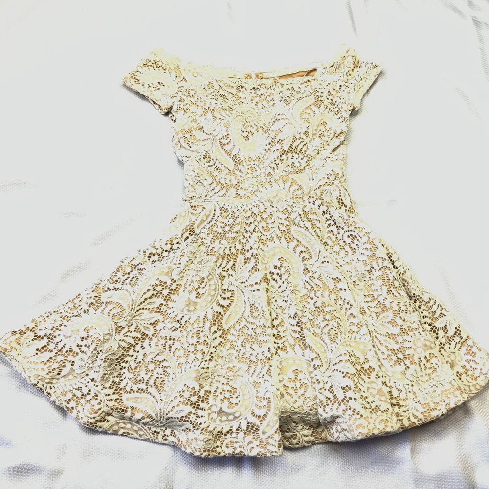B. Darlin Juniors' Fit & FLare Dress